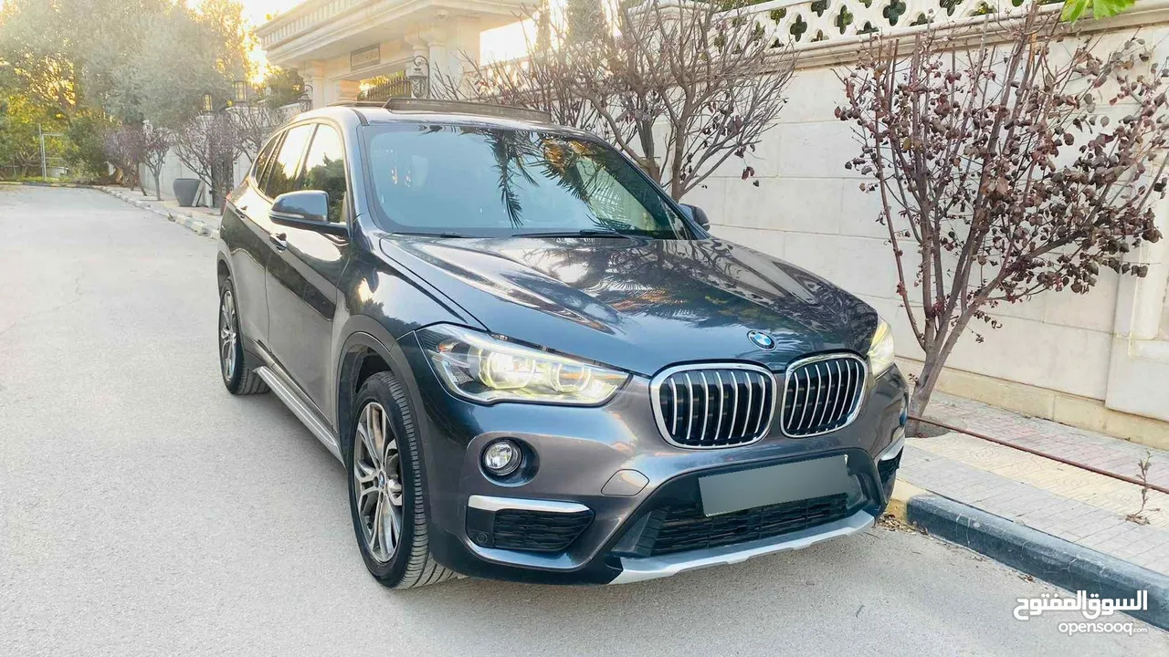 سيارة BMW  X1