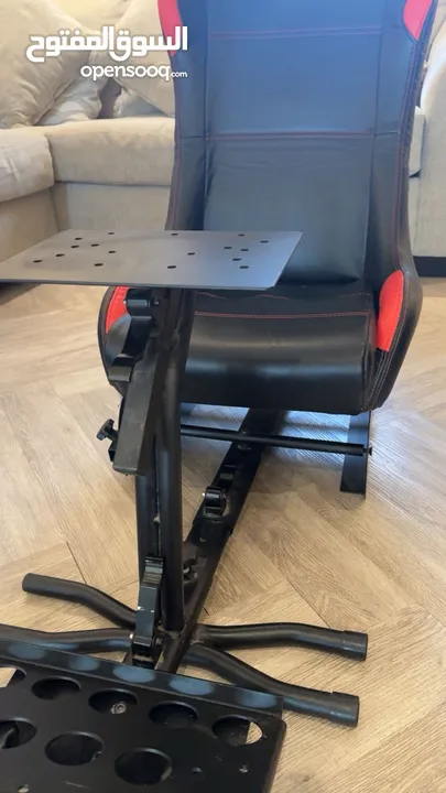 Steering wheel stand