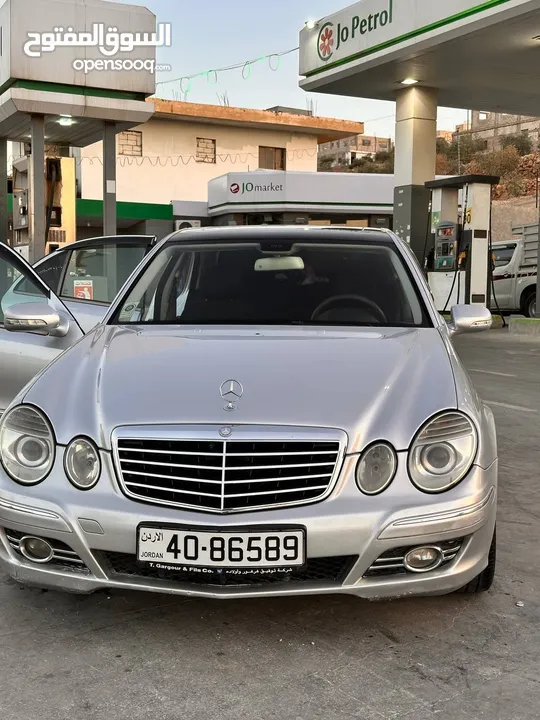 مرسيدس E200  2007