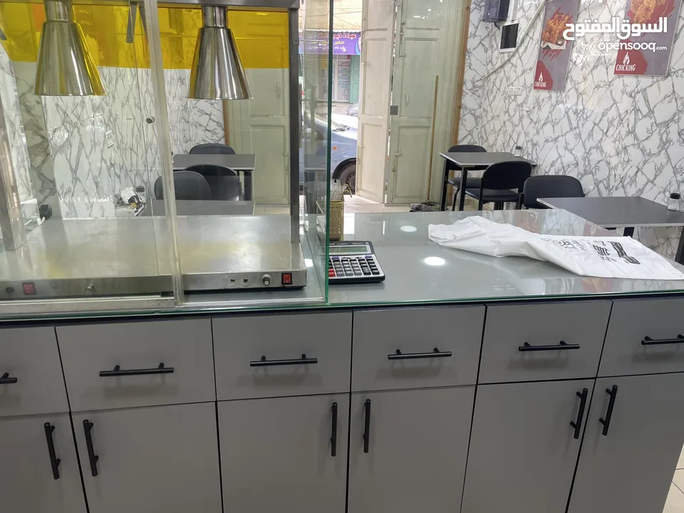 مطعم بروست&وجبات سريعه