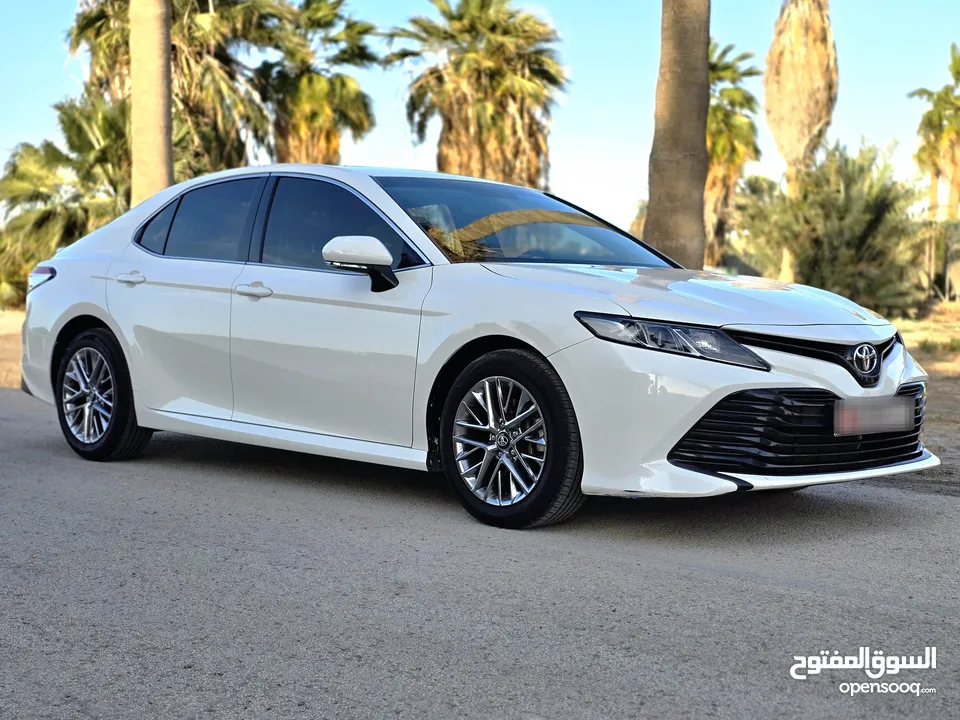 2018 Toyota camry 1 owner 38000 km