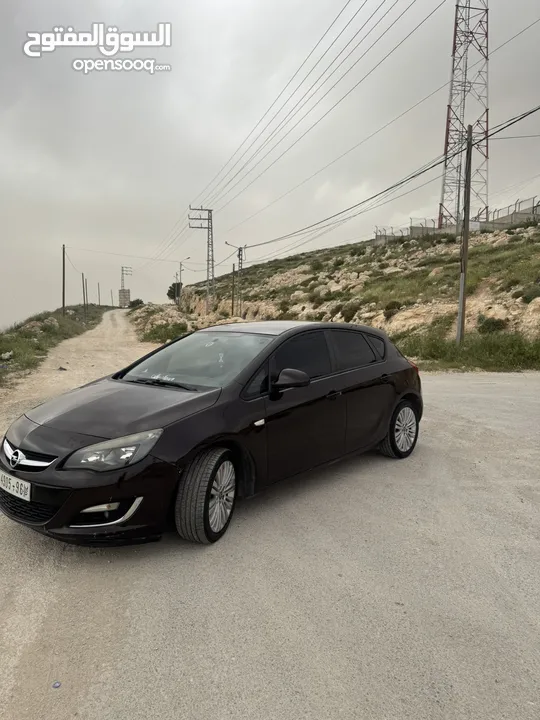 Opel astra j اوبل استرا ج 2013 للبيع على كاش فقط سياره فل فل