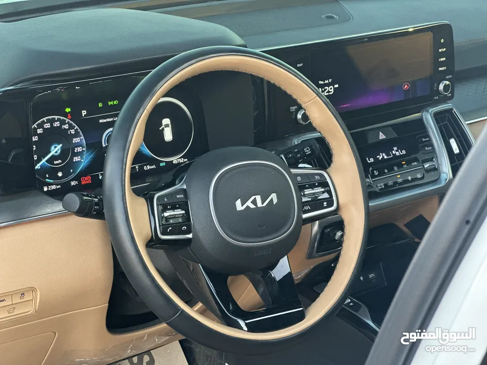 كايا سورينتو 2023 فل الفل  فتحة سقف بانوراما  4x4 ///240Hp بنزين + كهرباء  ( Haybrid) 1600cc