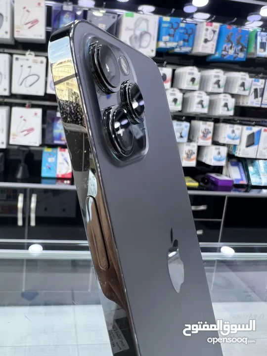 iPhone 12 Pro Max 128 GB  ايفون 12 برو ماكس مستعمل ممتاز مش مفتوح او مصلح او مغير اي قطع و على الفحص