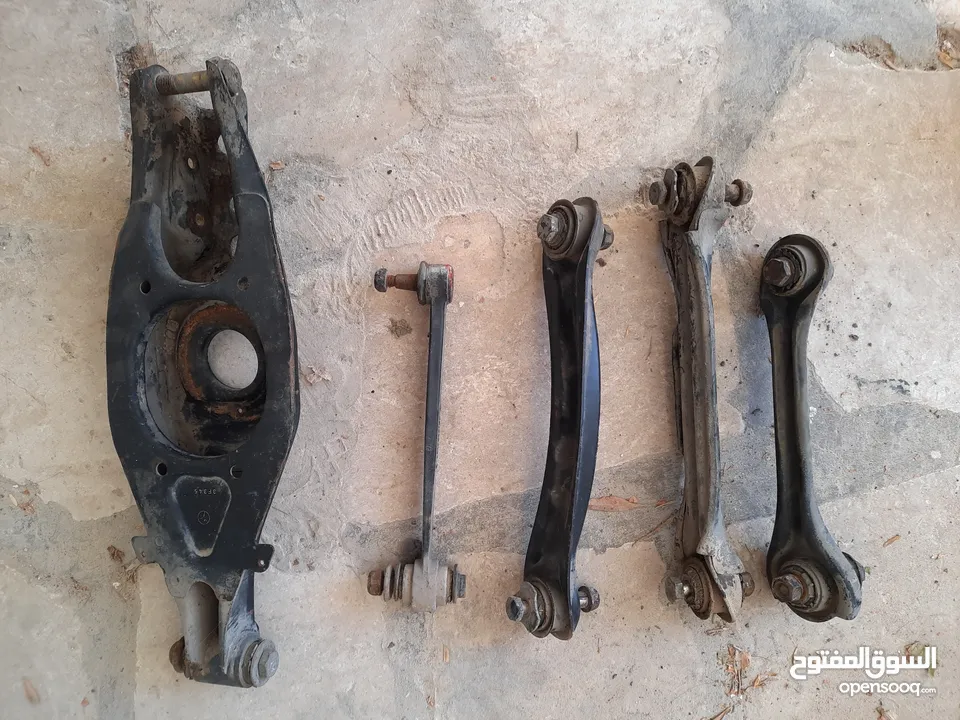 قطع مرسيدس بطه E200