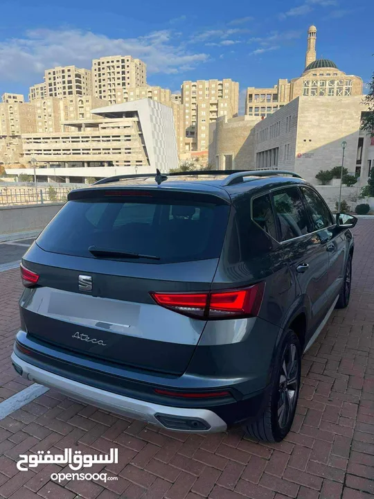 سيات اتيكا