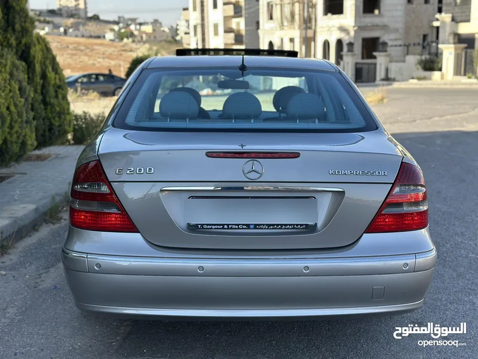 Mercedes E200 2004 ( Avantgarde ) Full option وارد الوكالة فحص كامل