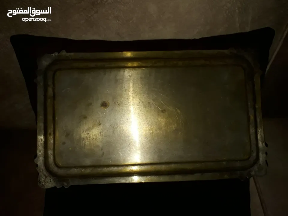 64دينار للبيع أوبدل =صينيه  ايراني مفضضه نقش يدوي عمرها 70سنه المهتم اكتب رقمك ونتصل بكم لاحقآ