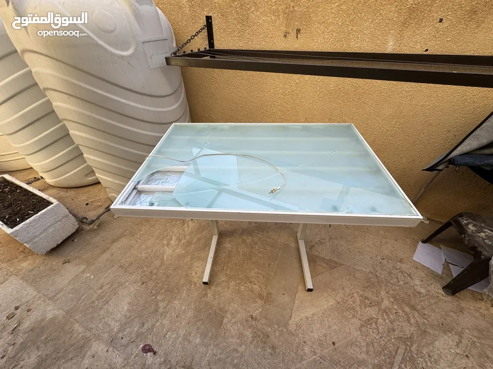 مرسم هندسي مع اضاءه
