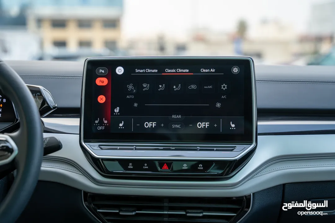 Volkswagen ID6 Pro 2022 + 2023  مستعمل و كفالة اتوهب فحص اتوسكور 90% فما فوق