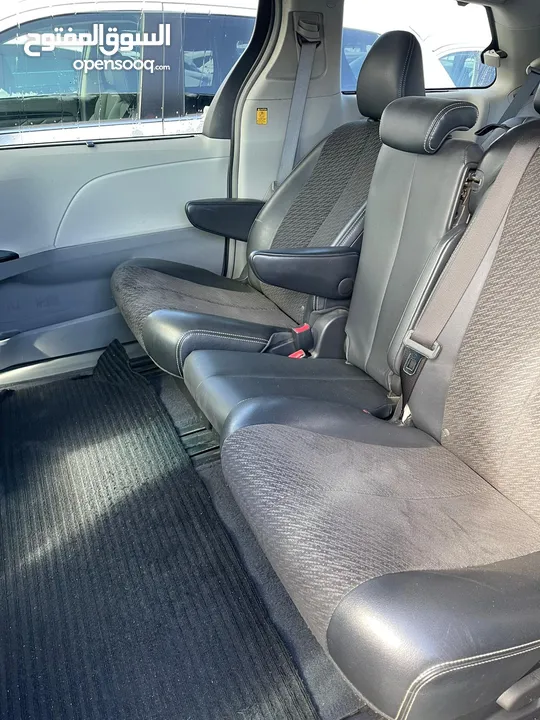 2013 Toyota Sienna Special Edition (Japan Import  Clean Title)