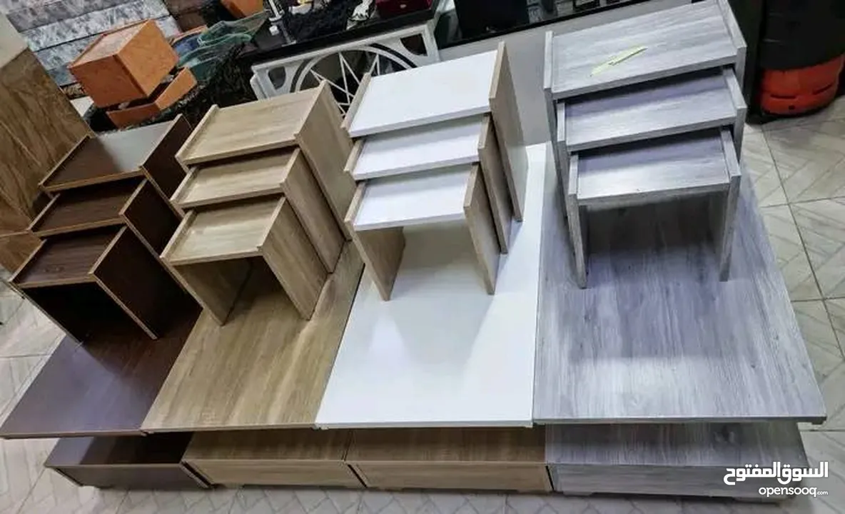 طاوله وسط مع سيرفيس