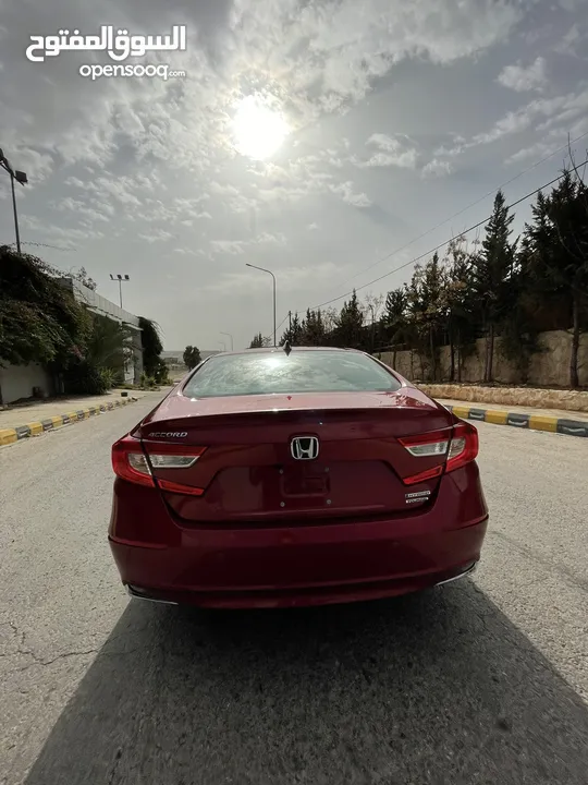 هوندا اكورد احمر تورنغ 2021- Honda Accord Touring 2021