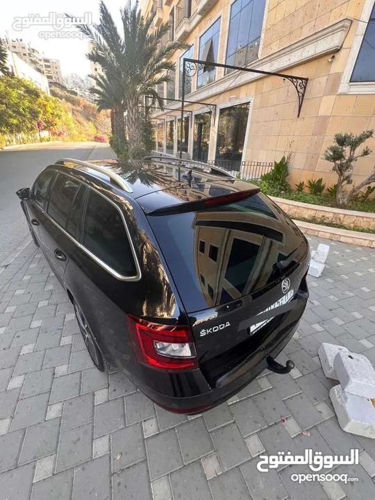 سكودا لورين الكلمينت فل بدون فتحا