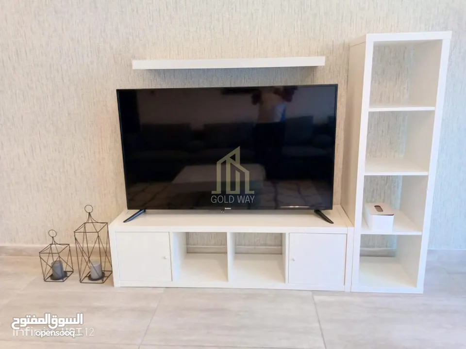 في أجمل مناطق عبدون شقة مفروشة للبيع أو للإيجار أرضيه مع ترس 133م بتشطيبات مميزة / ref 9538