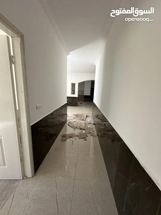 شقة للبيع او للبدل علي سيارة