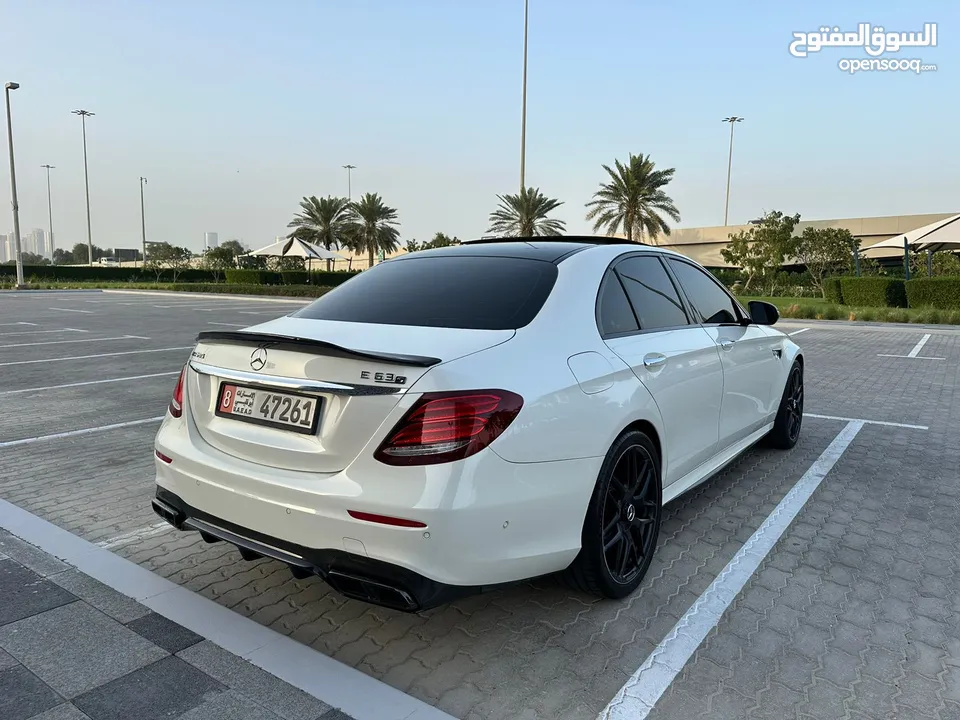 للبيع مرسيدس E63 s AMG اصلي وكالة خليجي موديل 2019 الموتر بحااالة الوكالة  (ست 6 فصوووص)