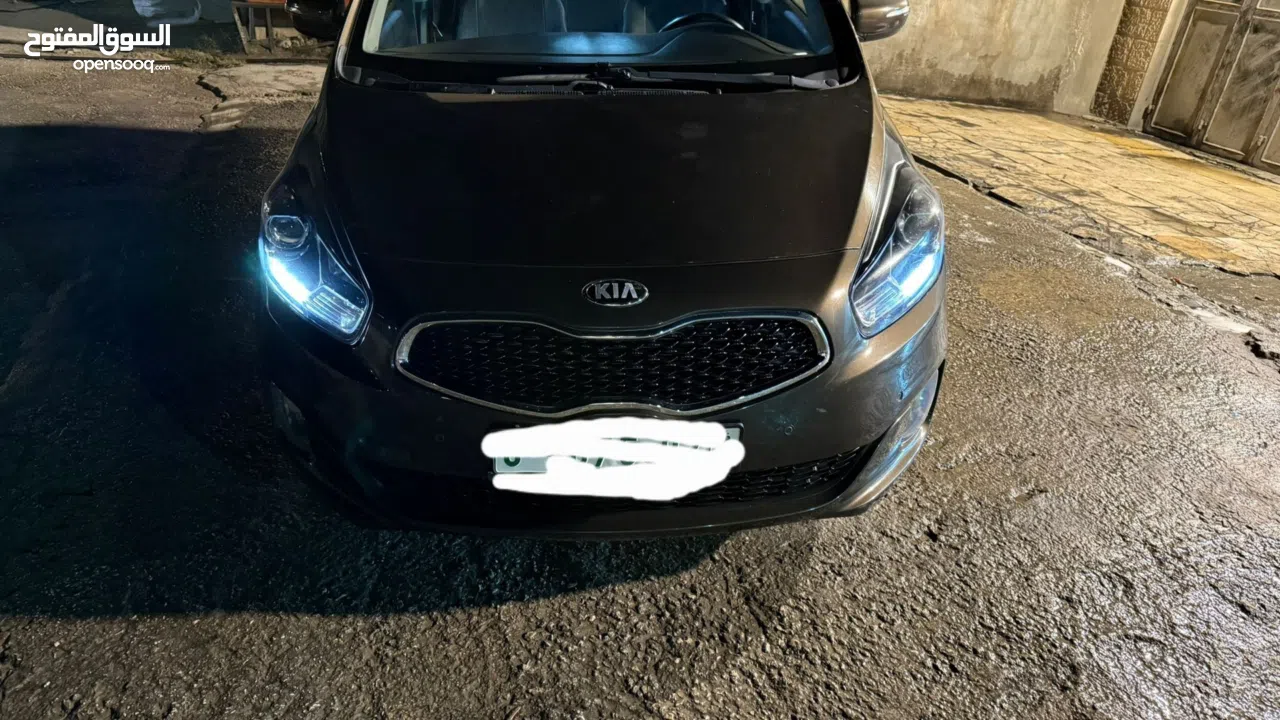 كيا كارينز 2016