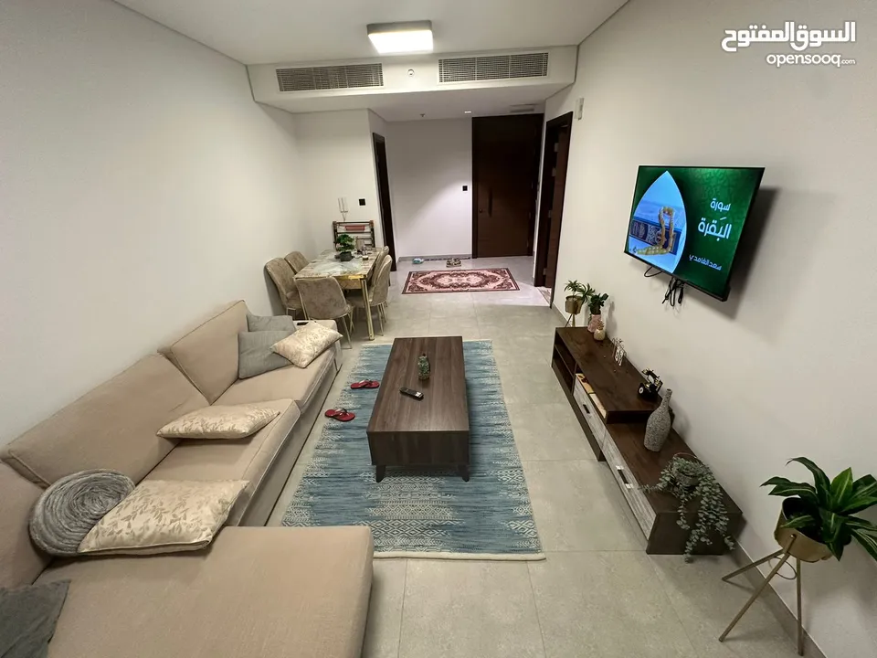 luxury furnished flat  with swimming pool view in muscat hills