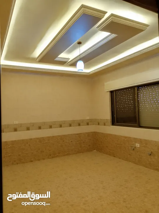 شقة طابقية بمواصفات مميزة للايجار في البنيات من المالك مباشره يرجى عدم تدخل وسطاء او مكاتب عقارية