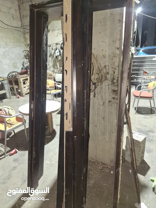 ابواب غرف النوم مع الحلق و الإطار