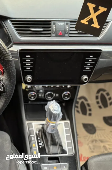 سكودا سوبيرب بنزين 2*4 مطور 2000 فل مع بنوراما