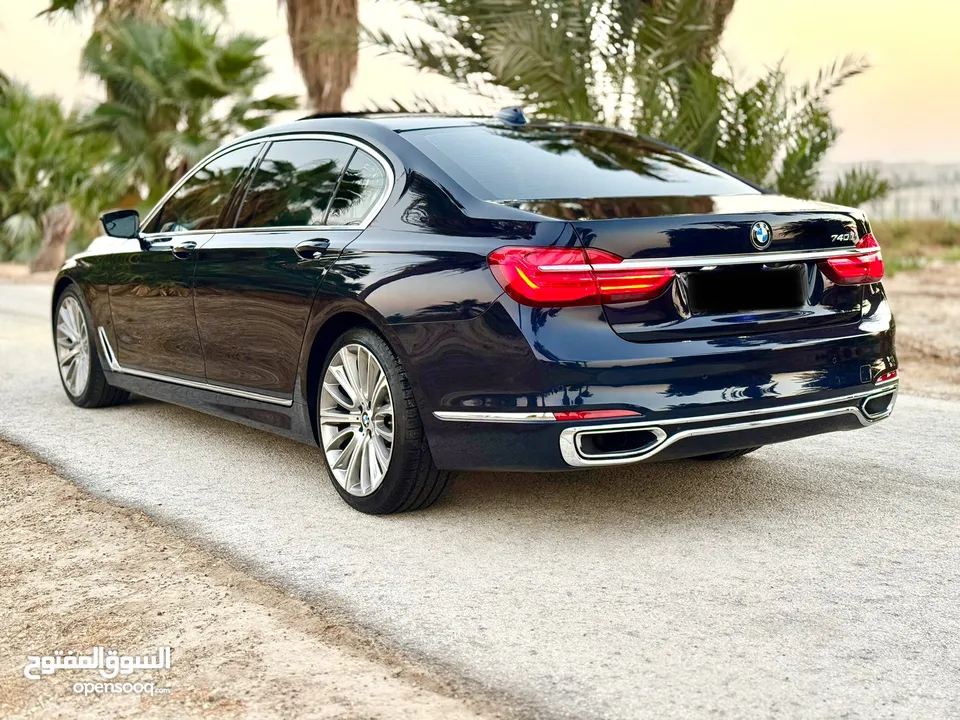 2017 bmw 740Li large luxury edition