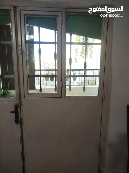باب حديد ثقيل للبيع بسعر مغري
