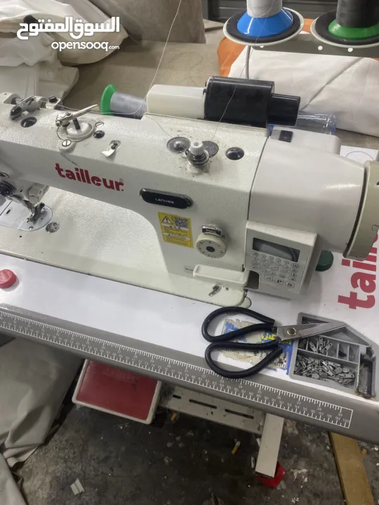 ماكنة خياطة نطاطة  فل اوتمات بدها شوفير جديده بصلاه عنبي