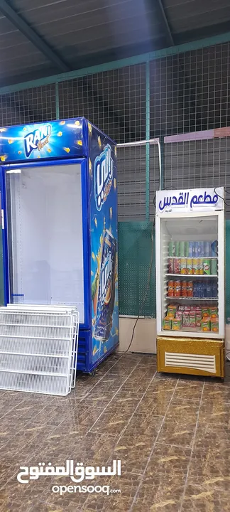 مطعم  بكامل تجهيزاته للبيع مع المحل .. الموقع المفرق