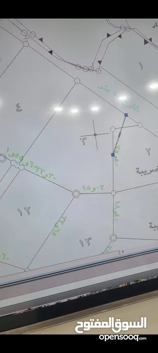 ارض  10112 م2. كوشان طابو  نصلح لبنانيه سكنيه تجاريه  على شارعين  بالجبل الشمالي بسعر مغري