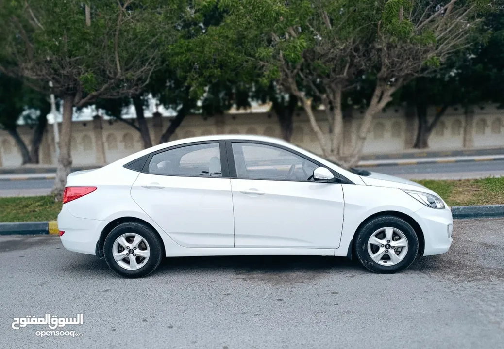 HYUNDAI ACCENT 2018-SINGLE OWNER