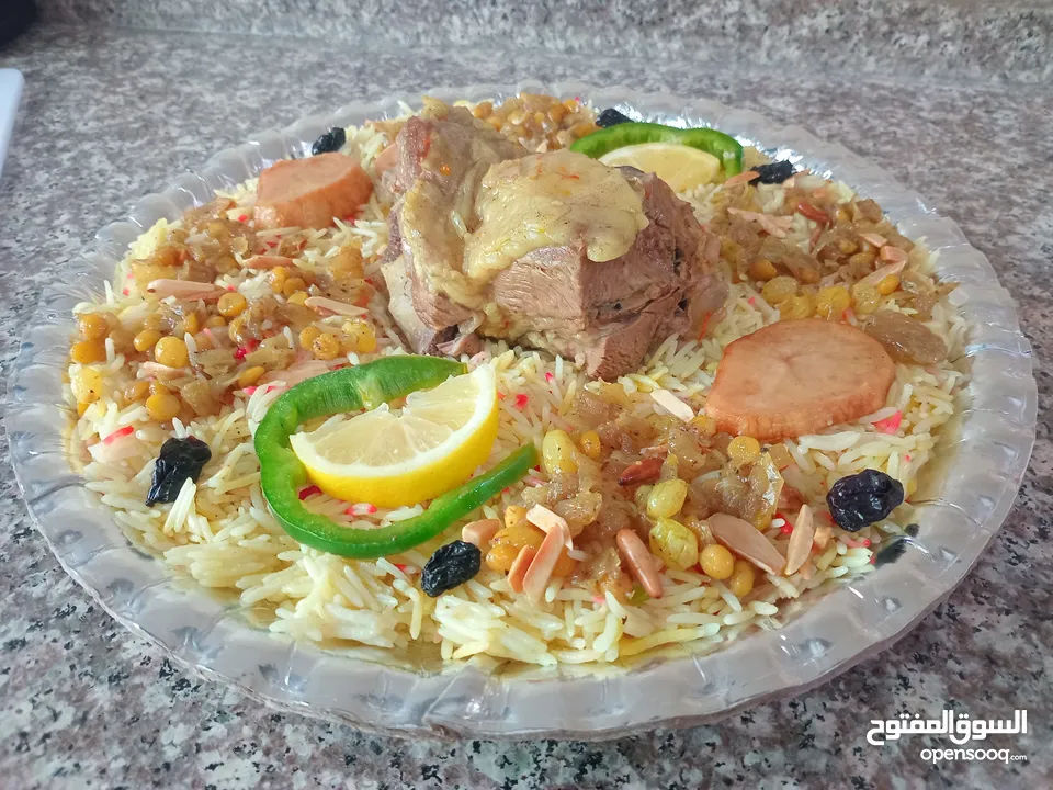 مطبخ ابو طلال ... للمأكولات الخليجية و العربية