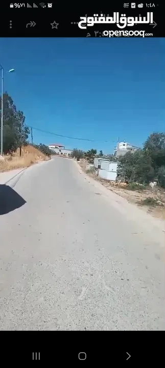 محلا ت على الشارع في بلعين  مساحه 4محلات