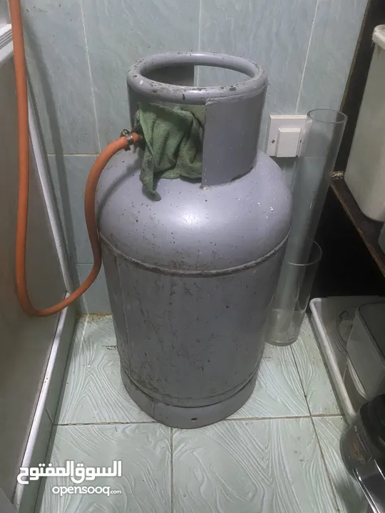 سلندر غاز  Gas cylinder  متوفر أغراض منزلية اخرى There’s also other home appliances