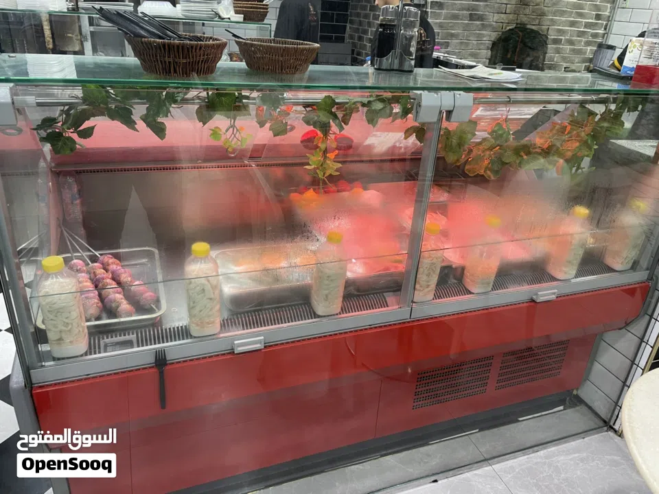 للبيع مطعم سوري متكامل في موقع مميز بعجمان