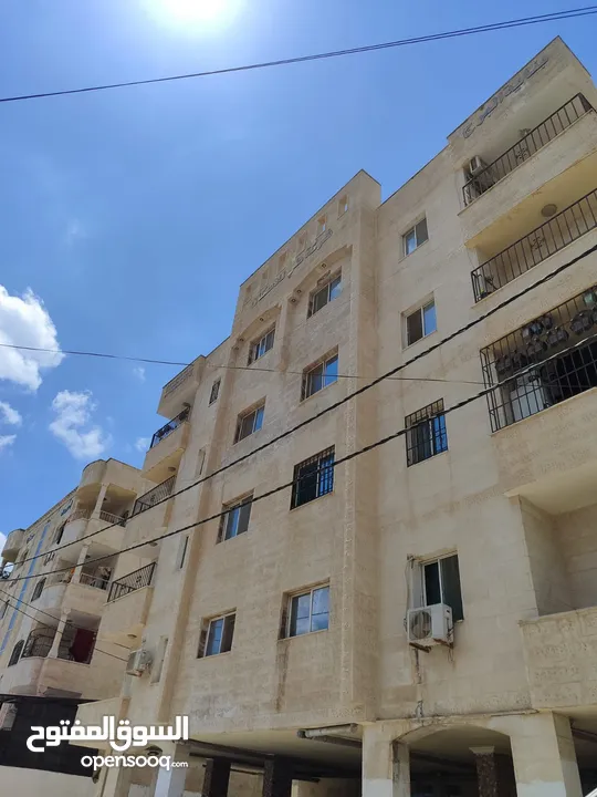 ستوديو للبيع عند اشارة النسيم