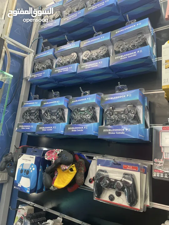 PlayStation four  يدين بلاستيشن4 كوبي وان نوعية نظيفهه الموقع الخليل الحاووز الاول matrix gaming