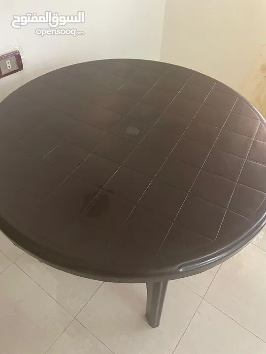 عفش بيت بحالة وأجهزة كهربائية بحالة الوكالة للبيع المستعجل