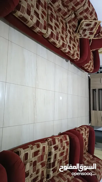 كنب مستعمل خشب سويد تسع مقاعد