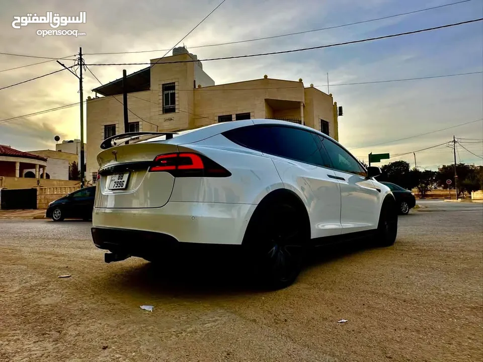 TESLA MODEL X 2022 PLAID للبيع كاش او اقساط