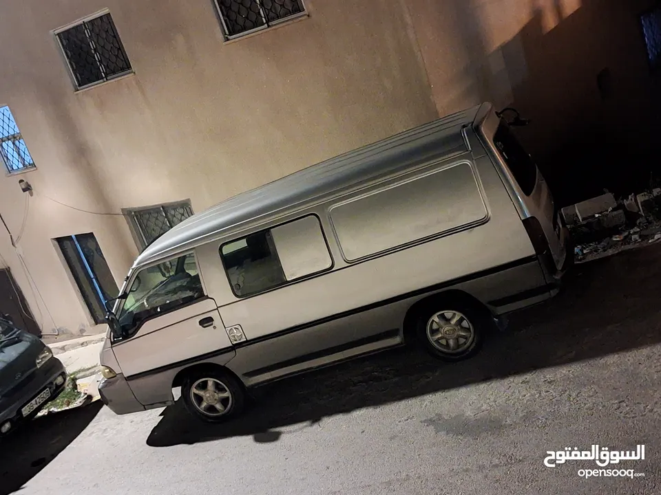 هونداي  H100 موديل 2000