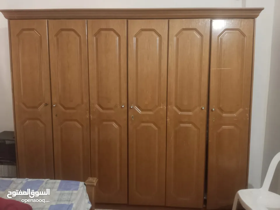 غرفه نوم مجوز + غرفه نوم مفرد مستعمل للبيع