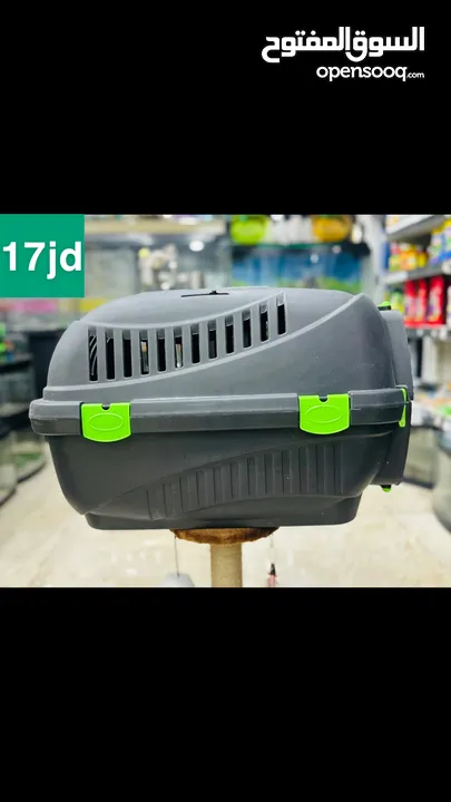 عرووض ناار على بكسات النقل للقطط