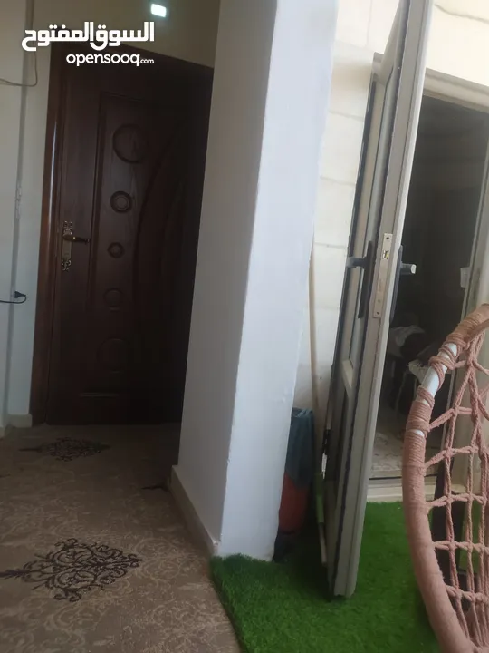شقه للايجار طابق تاني بجانب كازيه مكه للمحروقات