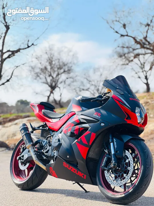 GSX,,1000,,R  بحالة الوكاله ومميزه وممشى قليل