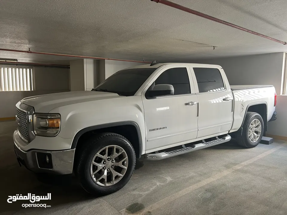 GMC SIERRA Model 2015