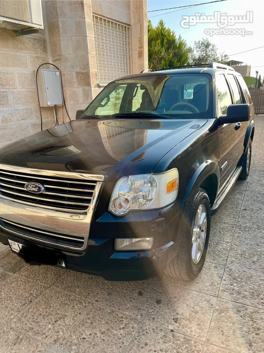 Ford Explorer XLT مالك واحد من الوكاله