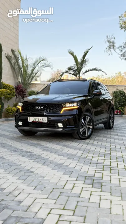 كيا سورينتو بزنز ترخيص 2022 محرك 1600 هايبرد جير أوتوماتيك 240 حصان دفع 4×4