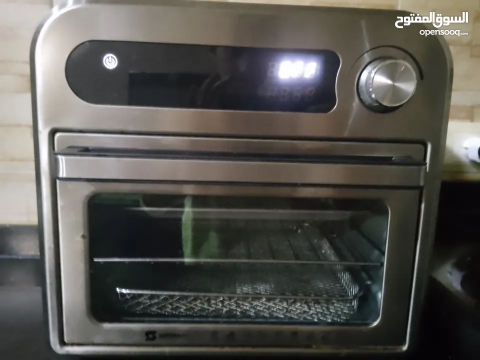 فرن كهربا صغير مستعمل في حاله ممتازه استعمال بسيط